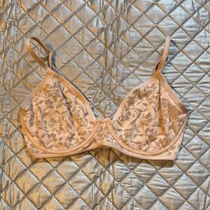 Elegant Floral Lace Bra Intimately By Free People- Pink Beige